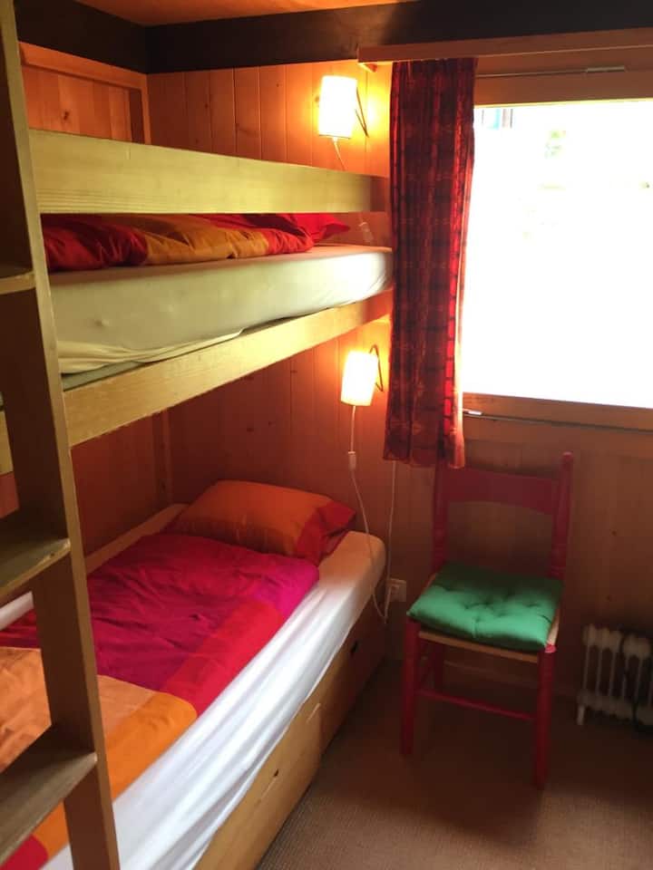 房间3
双层床，可供2人使用