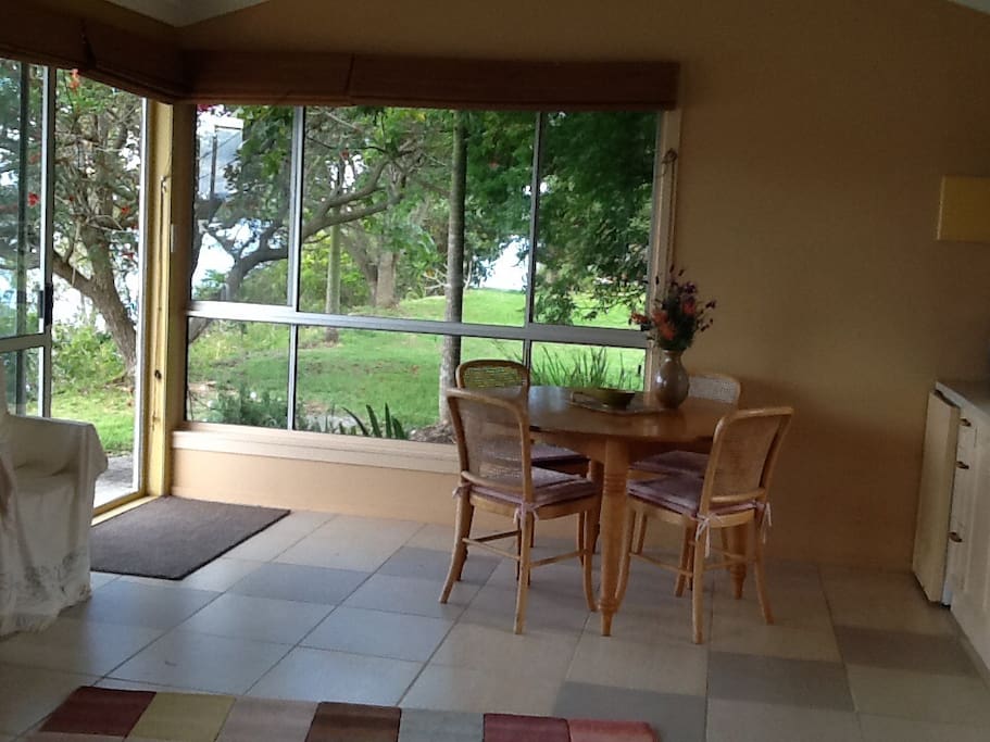 Dining and Kitchenette