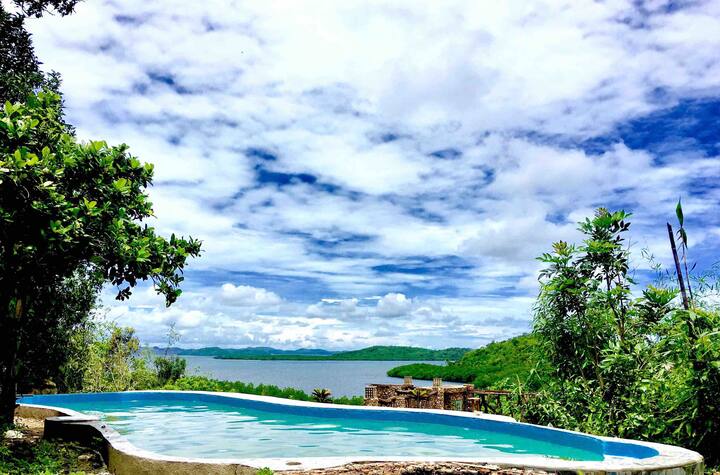 Sanctuaria Treehouses Hobbit House - Earth houses for Rent ...