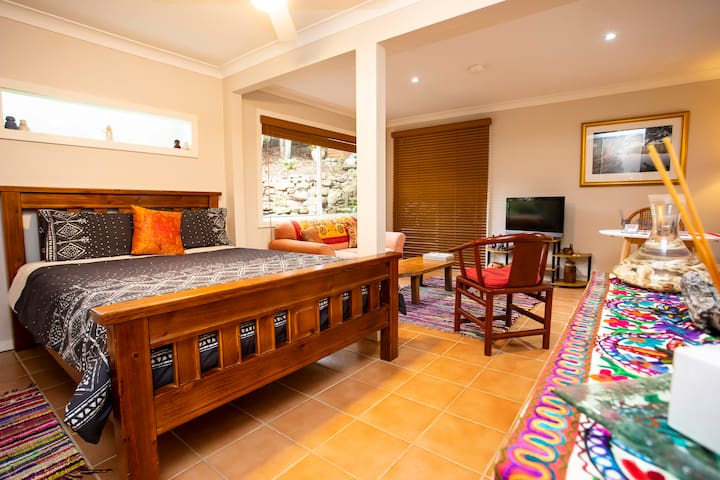 Avoca Beach Garden Studio