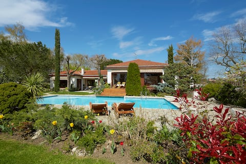 Green setting, villa, 13x6 pool, 10 min. to Toulouse
