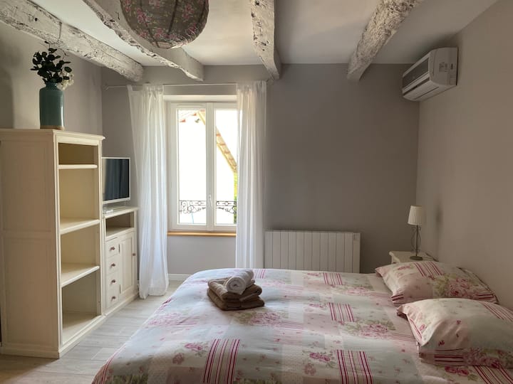 საძინებელი 2