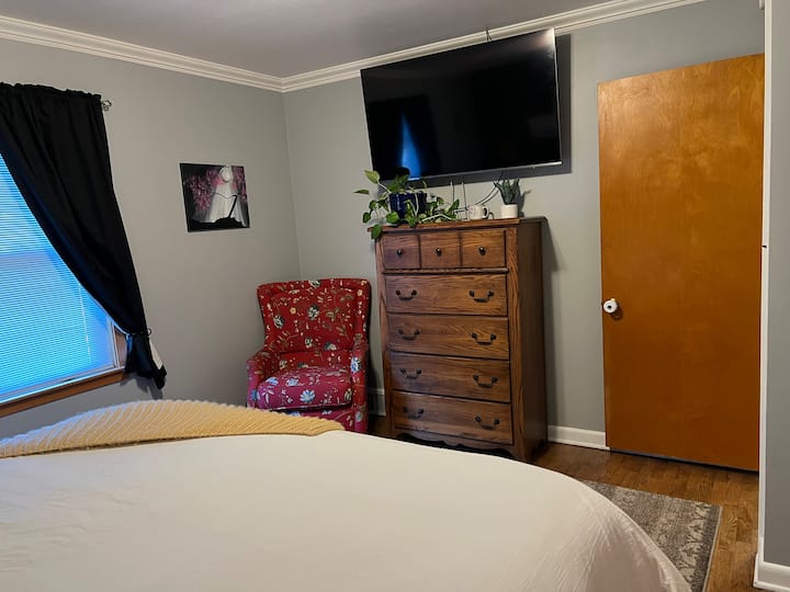 Dormitorio principal desde el otro lado