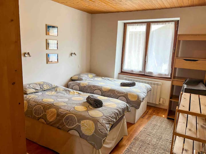 غرفة النوم 2