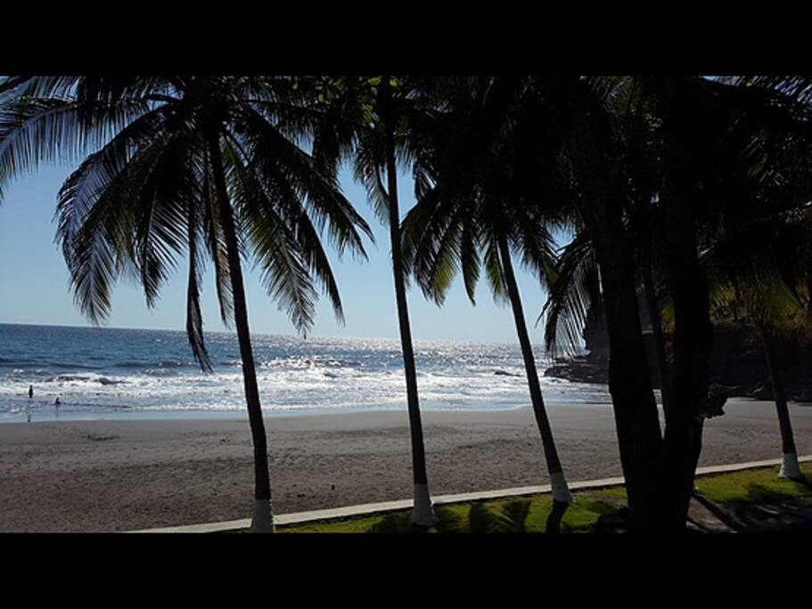 Xanadu Black Sand Beach