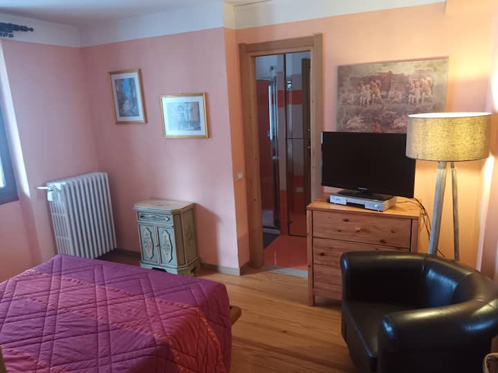 غرفة النوم 1