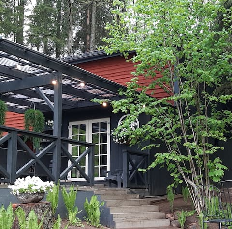 Mosku pirts - entire house with sauna&hot tub.