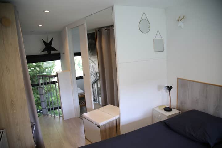 Prístup do spálne a kúpeľne 