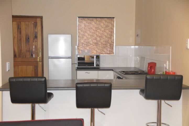 Triple S Cottage Guesthouses For Rent In East London Eastern