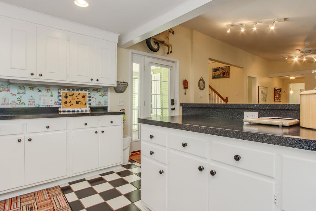 Breakfasts prepared here promise to be adorable and delicious.