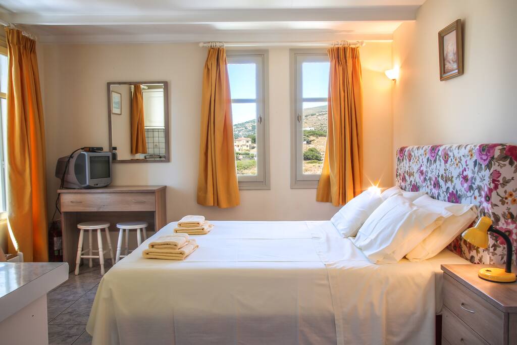 Split level apartment with sea view