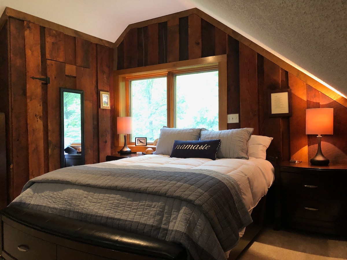 מיטת קווין סייז בלופט