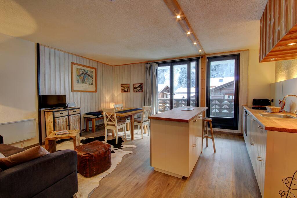 There is a spacious living dining area for everyone to relax in