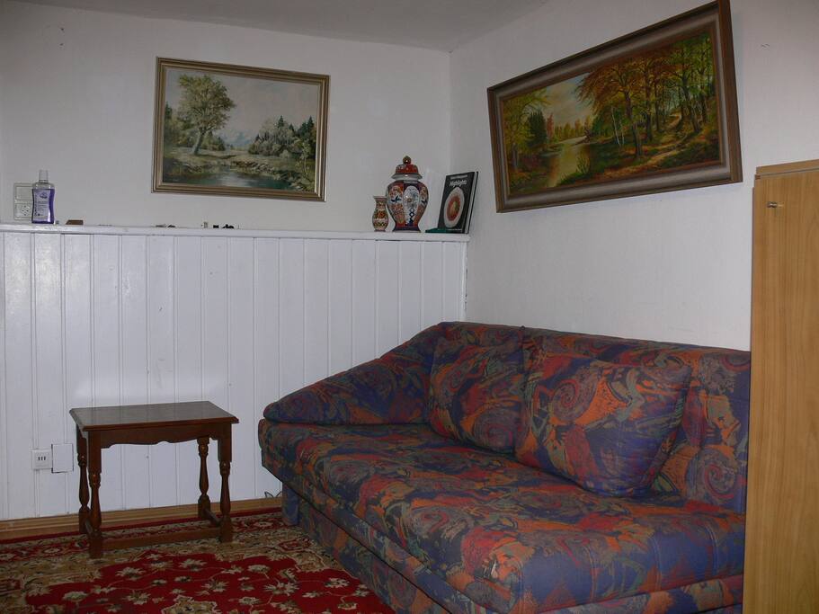 Ausziehbare Doppelschlafcouch