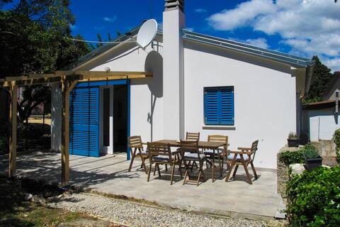 Mendula New Rental House in Premantura