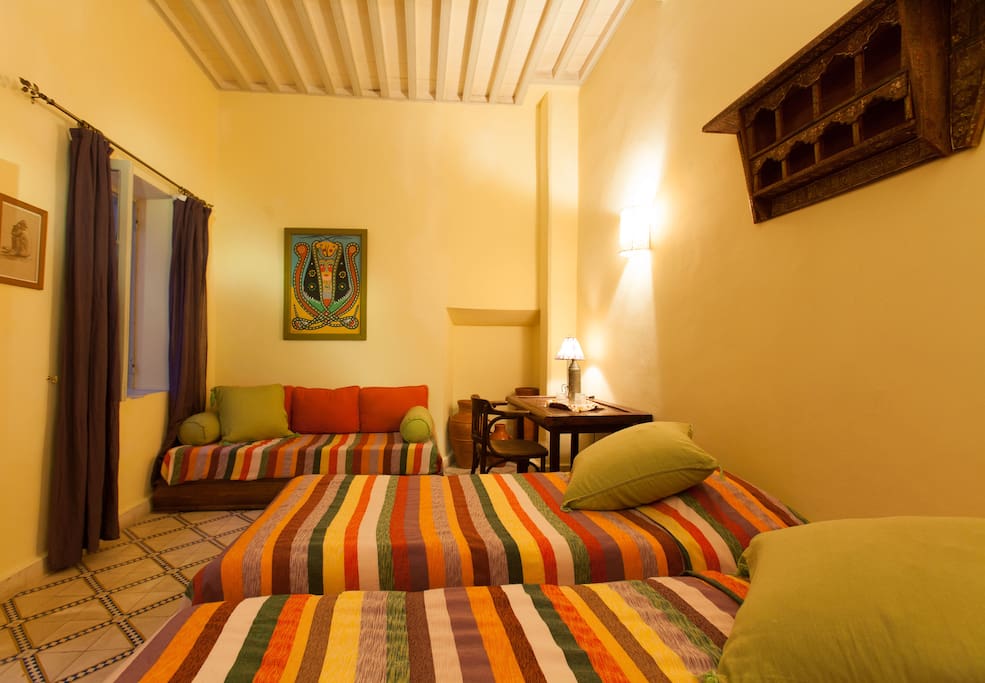 2 beded room