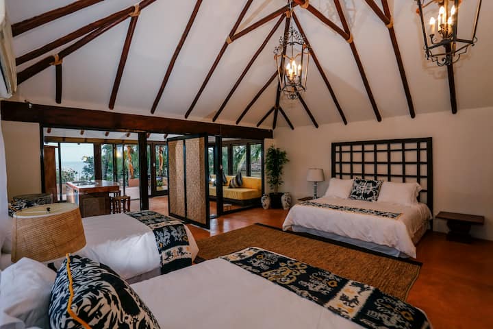 Top Bungalow 3 เตียง 2 ห้องน้ำ รองรับสูงสุด 8 ท่าน