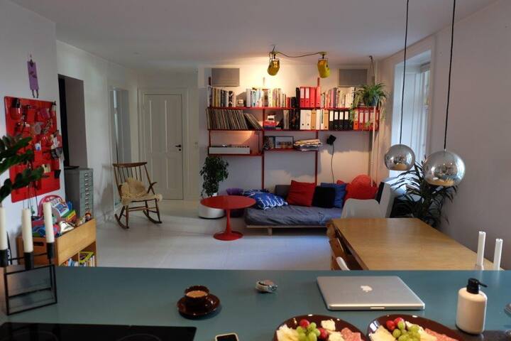 Designer apartment in fashionable Vesterbro gallery image 2