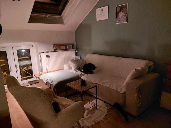 Cozy room in the middle of the old town