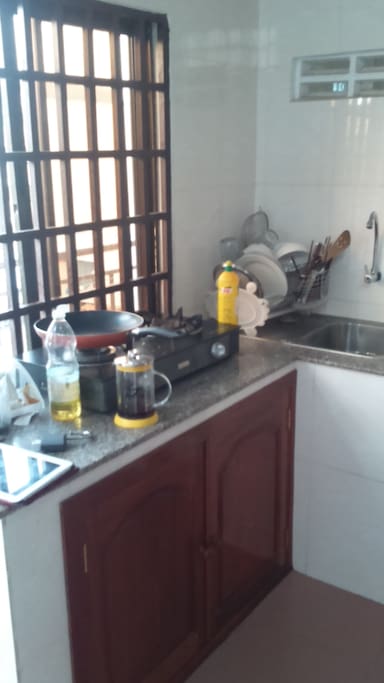 Full Equipped kitchen (without oven)