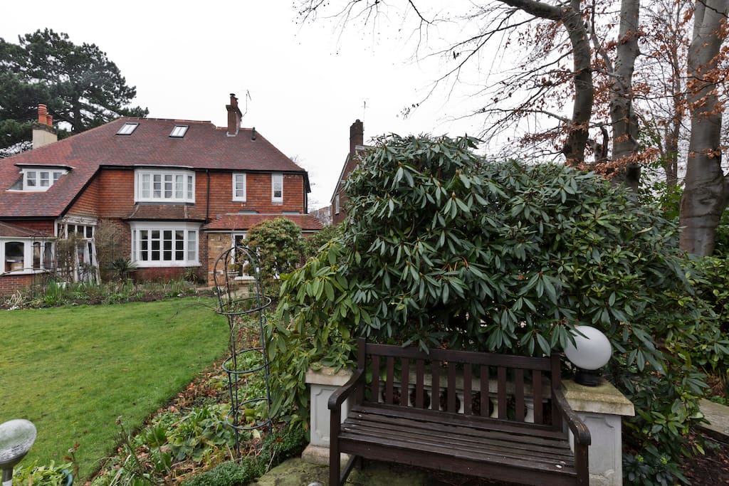 Gatwick Bed And Breakfast Free Parking Gatwick Bed And Breakfast Free Parking