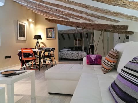 Top Airbnb: 18 TOWERS Stunning Views! en Zaragoza