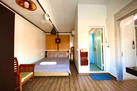 The Doctor's Homestay Penthouse