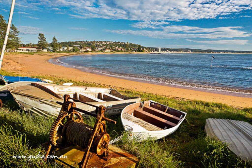 5 mins walk from Fisherman's Beach / Collaroy Basin