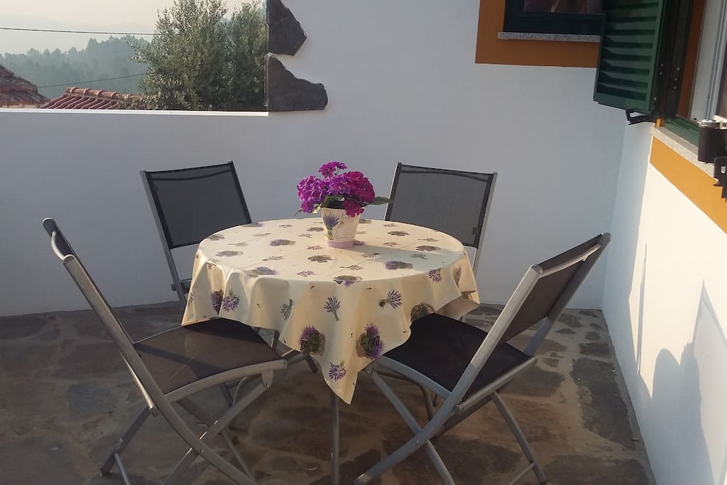 Pequeno terraço na casa