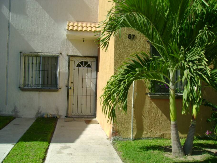 ENTRADA A CASA