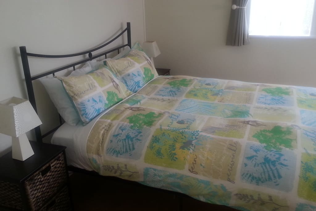 Queen bed in cottage