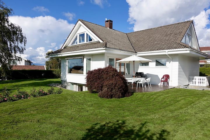 Large House With Garden In Quiet Naborhood - Stavanger