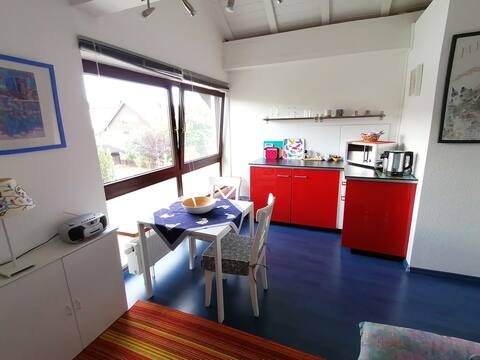 40 sqm studio in a quiet residential area (with air conditioning)