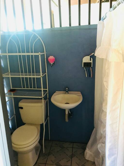 Lavamanos E Inodoro y el baño