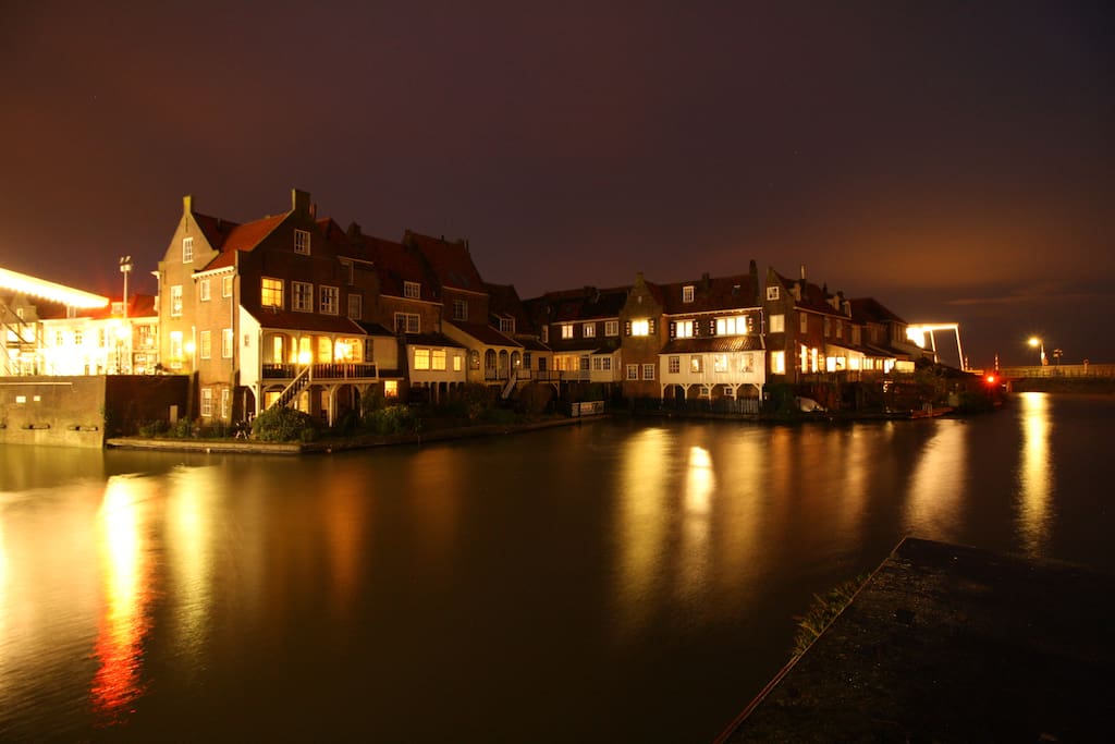 Enkhuizen city by night