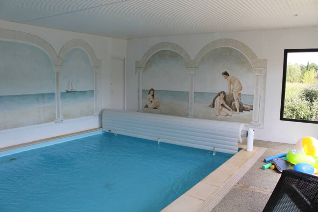 Piscine intérieure