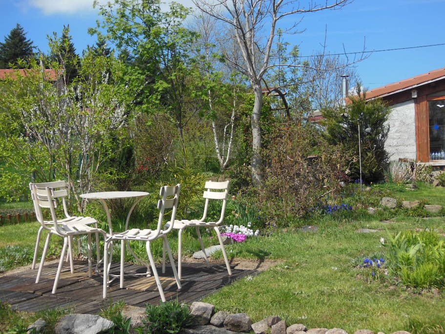 jardin idéal pour prendre le petit déjeuner