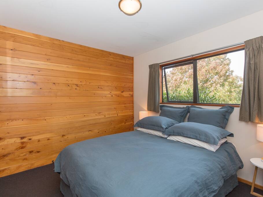 Bedroom 2 (with wardrobe out of shot).