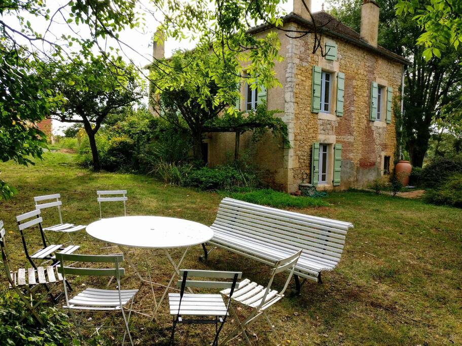 Jardin ombragé sans vis à vis
