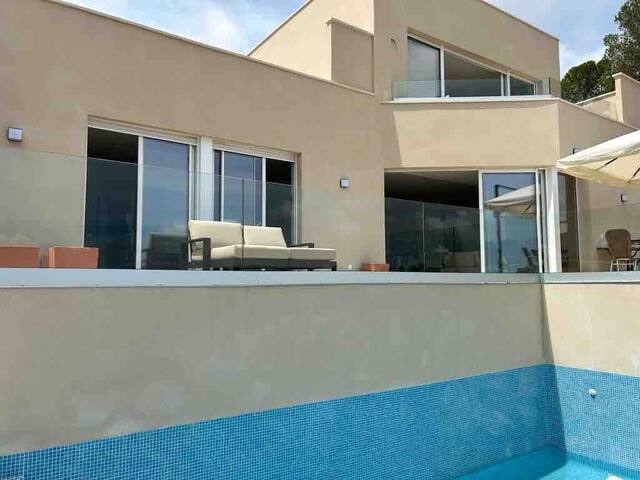 Villa vue sur mer spectaculaire gallery image 5