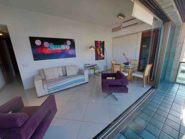 Tiffanys Ipanema 1205