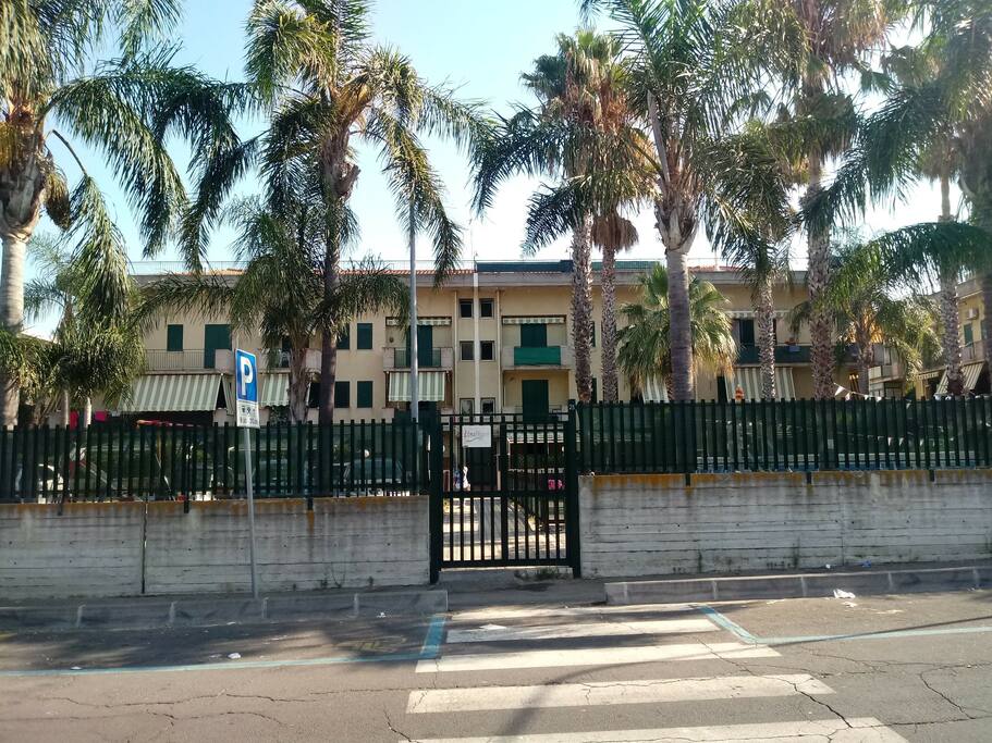 ingresso residence Etnamare