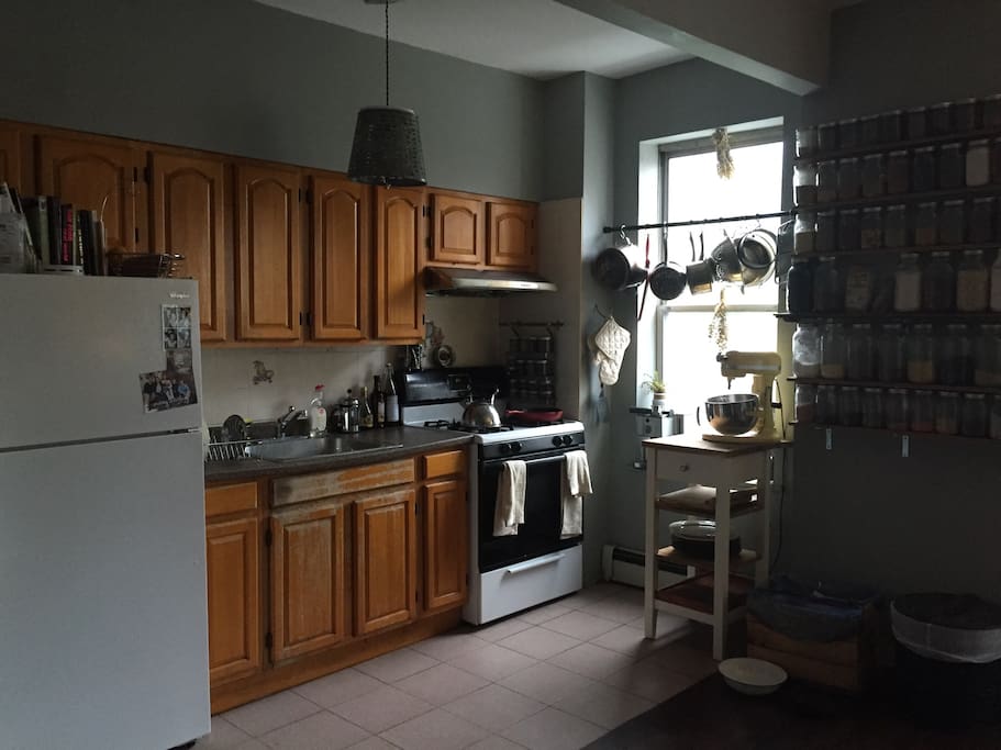 Common area kitchen
