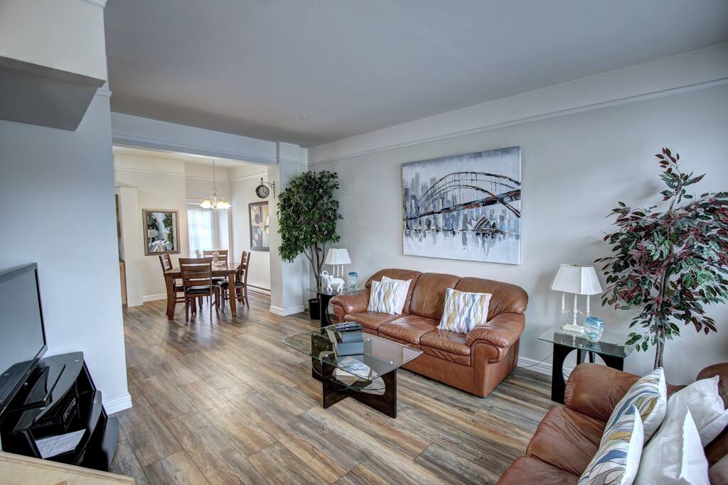 Living room/Dining room