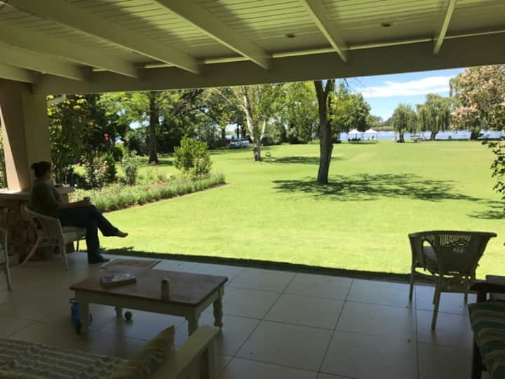 Vaal River House on the main river. Houses for Rent in Vanderbijlpark, Gauteng, South Africa