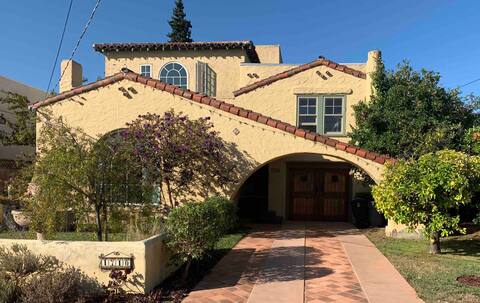 Charming 1930 Spanish Haven close to everything
