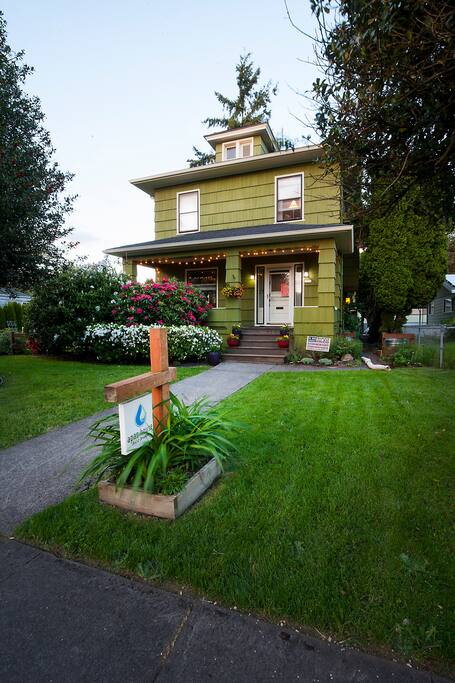 The Apas House B&B