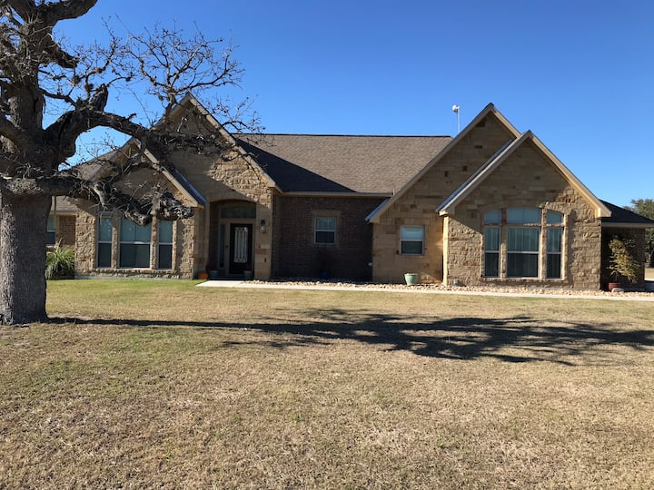 Gran lugar de parada Hwy 59 Norte o Sur Casas en renta en Inez, Texas, Estados Unidos Airbnb