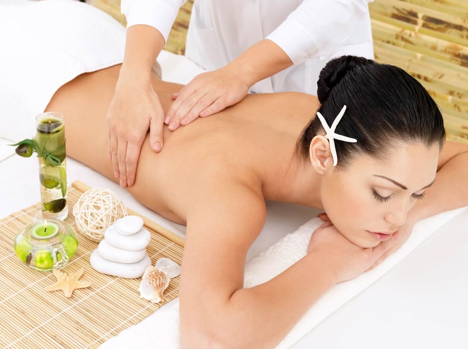 Massage Body at Vela Spa in 1st Floor Pin House