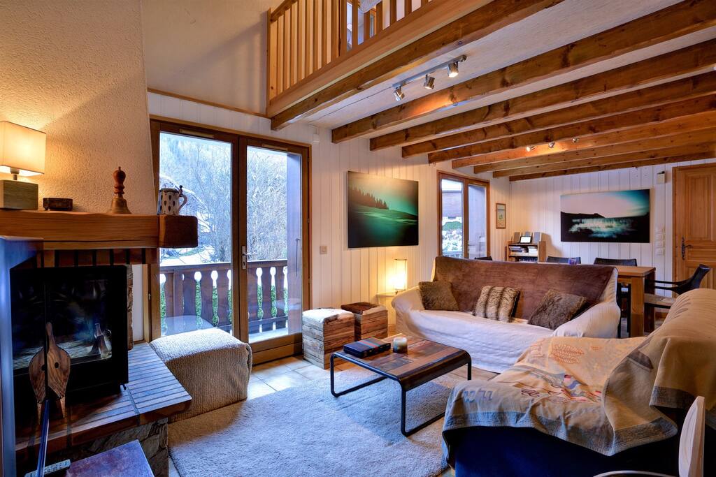 Living area and dining area. (first floor)